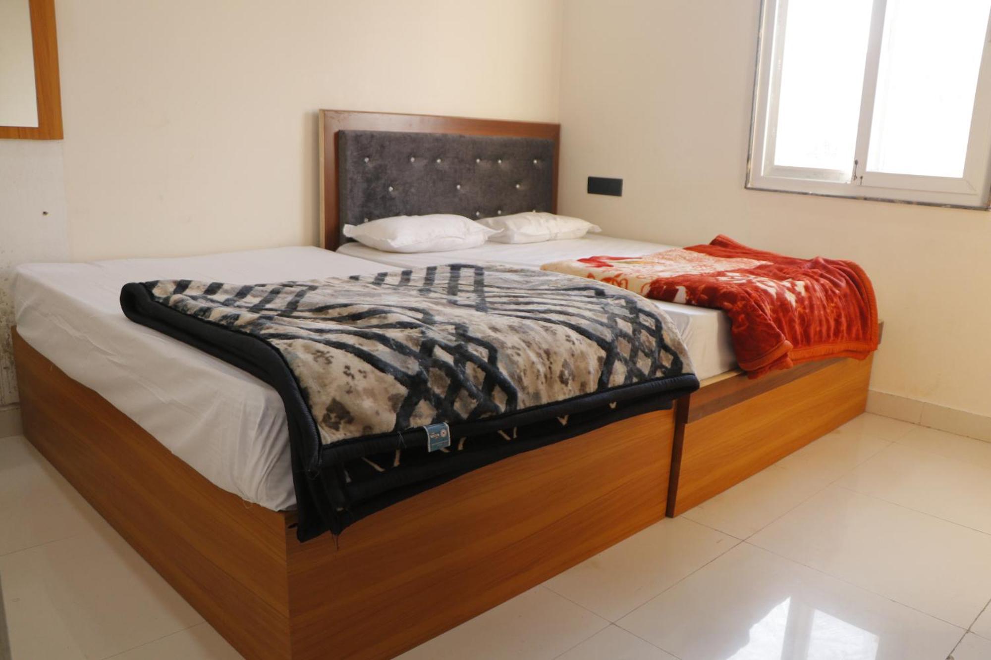 Dolphin Guest House Mathura Kültér fotó